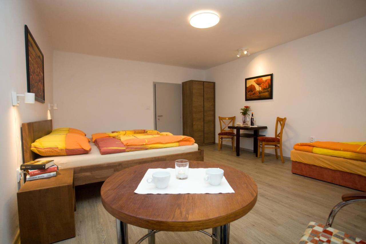 Apartmany Zak Frymburk Exteriér fotografie